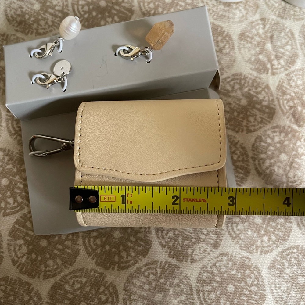 NWT A New Day AirPod case & Semi Precious Charm Set - Gift Set Gift Idea - Picture 4 of 10